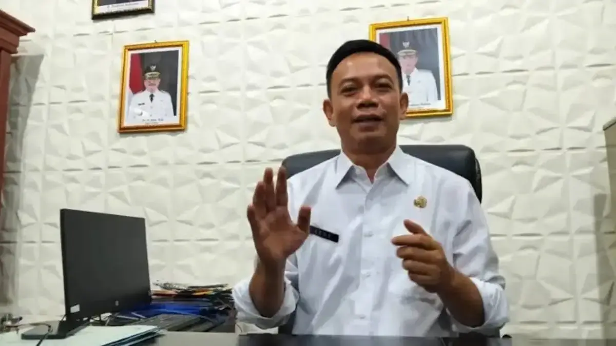 DLH Waspadai Potensi Kebakaran Spontan di TPA Kepala Dinas Lingkungan Hidup Dede Sudiono ST MSi