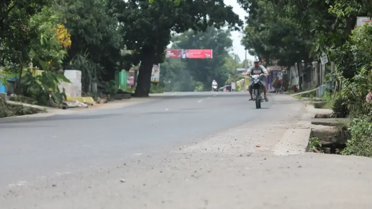 Jalan Bergelombang, Waspadai Tanjakan Banjaran-Rancaputat jalan rancaputat.jpg