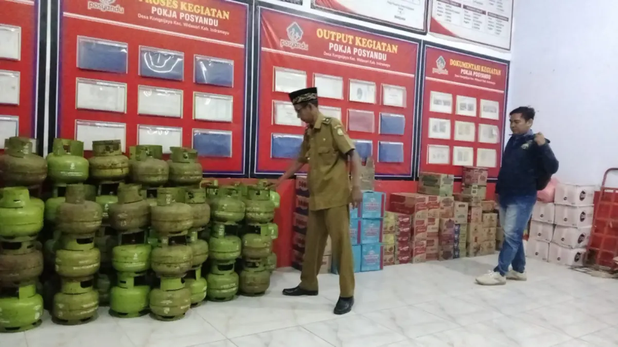 Manfaatkan Aula Desa, Kopdes Kongsijaya Beromzet Rp3 Juta Per Minggu Pengurus Kopdes Kongsijaya