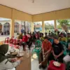 Mahasiswa KKN-T Unma Desa Palasah, Kecamatan Kertajati