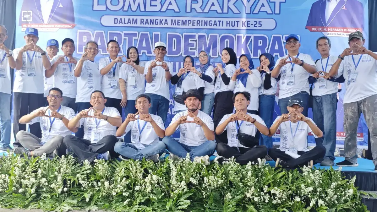 Cap. Panitia lomba rakyat DPC Demokrat Kuningan