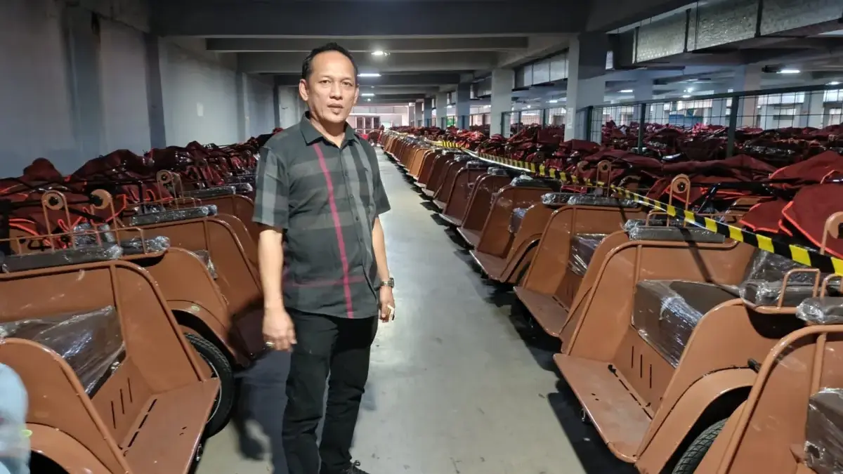 Bantuan 200 Becak Listrik dari Presiden Tiba di Cirebon, Penerima Minimal Usia 55, Ada Pelatihan Dulu becak listrik