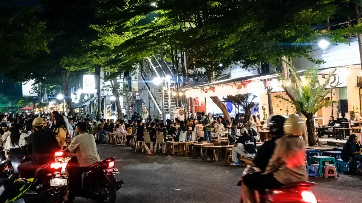 Street Coffee Marak, Ini Usulan untuk Pemkot, Segera Benahi Parkir, dan Revitalisasi Lantai Dua Plaza Panjunan street coffee di Cirebon