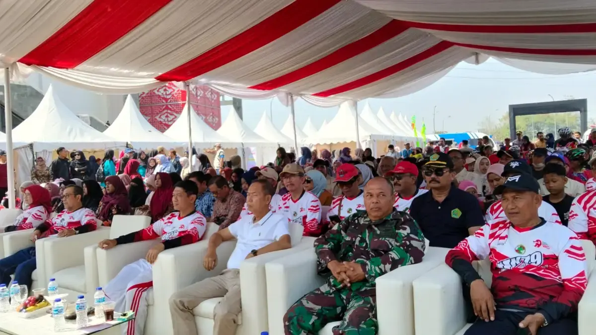 UMKM Sumbang 97 Persen Ekonomi Cirebon, Koperasi Didorong Jadi Penyerap Produk Harkopnas ke-79