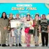 Dini dan Revanza (tengah) berhasil meraih gelar Nok Nang Dermayu 2026