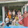 Mahasiswa Kuliah Kerja Mahasiswa (KKM) UMC Kelompok 29