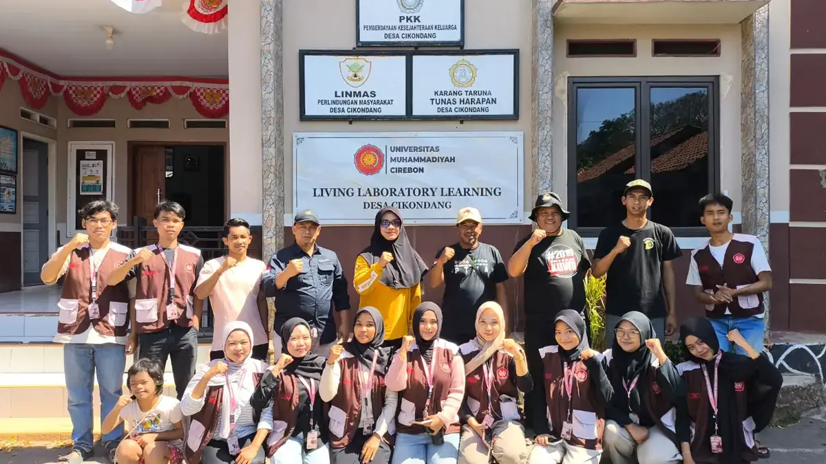 UMC Hadirkan Living Laboratory Learning di Desa Cikondang, Mahasiswa Belajar dari Masyarakat Mahasiswa UMC di Desa Cikondang.