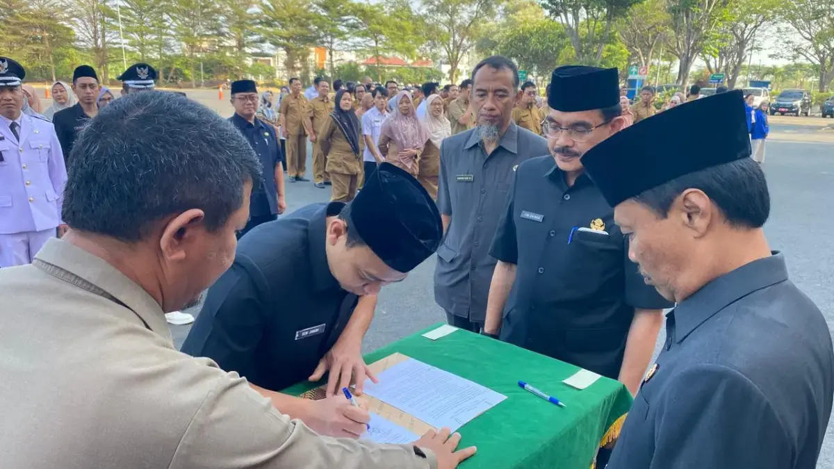 Edo Menoleh, Farida Tak Kelihatan, Pelantikan Eselon III dan IV Menarik Perhatian pelantikan Pejabat Kota Cirebon