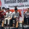Pemkab Majalengka bersama YGSN menyerahkan 300 unit becak listrik