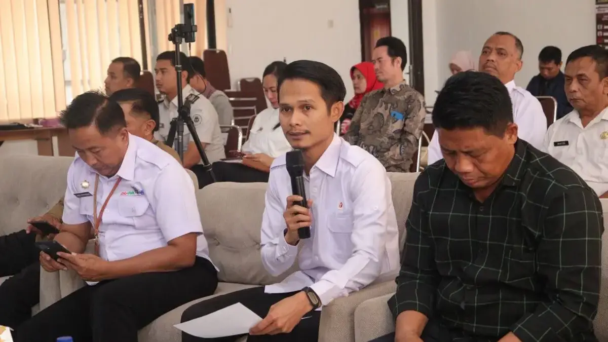 Bawaslu Persoalkan Data Alih Status TNI-Polri Koordinator Divisi Hukum, Pencegahan, Partisipasi Masyarakat dan Hubungan Masyarakat Bawaslu Kota Cirebon