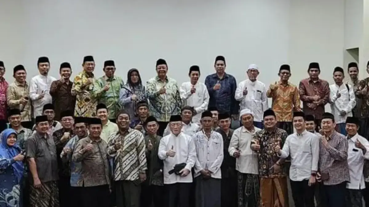 Bupati Eman Diangkat sebagai Dewan Kehormatan Makom Albab Bupati Majalengka Eman Suherman diangkat sebagai Dewan Kehormatan Makom Albab