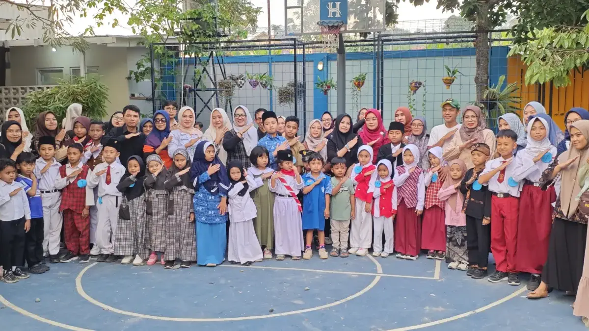 Simponi Bahana Suara Perjuangan di Kuningan: Anak-Anak Berani Tampil Hafal Pancasila dan UUD 1945 Simponi Bahana Suara Perjuangan di Kuningan: Anak-Anak Berani Tampil Hafal Pancasila dan UUD 1945