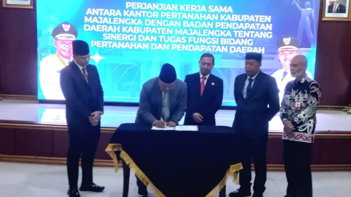 Janji Layanan Balik Nama Sertifikat Tanah Rampung 10 Hari Pemkab Majalengka mendukung persiapan layanan peralihan hak atau balik nama sertifikat tanah terintegrasi