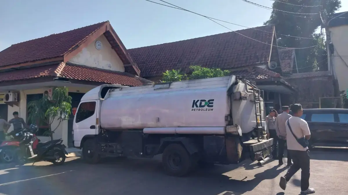Polres Cirebon Kota Ungkap Dugaan Penyalahgunaan Solar Subsidi, Empat Orang Diamankan Penyalahgunaan BBM