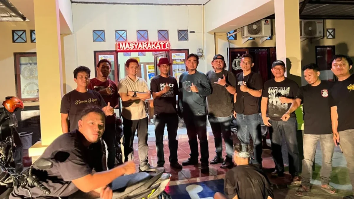 Tim Resmob Polres Indramayu mengamankan IR (30),
