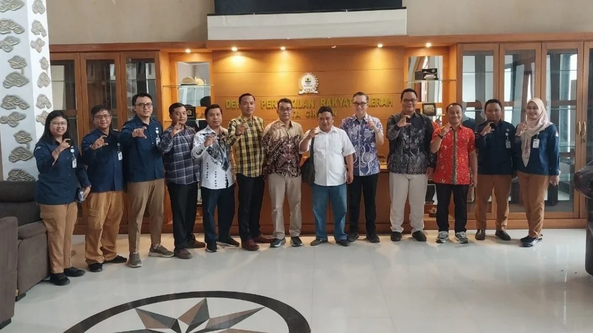 KPU Usulkan Anggaran Pilkada Rp62,3 M: Meningkat Rp25 Miliar dari Pilkada 2024 Ketua KPU Kota Cirebon bersama Komisi I DPRD Kota Cirebon