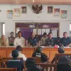 Rapat koordinasi antara Muspika Tukdana, Pemdes Pagedangan dan masyarakat bersama PT Pertamina EP Jatibarang
