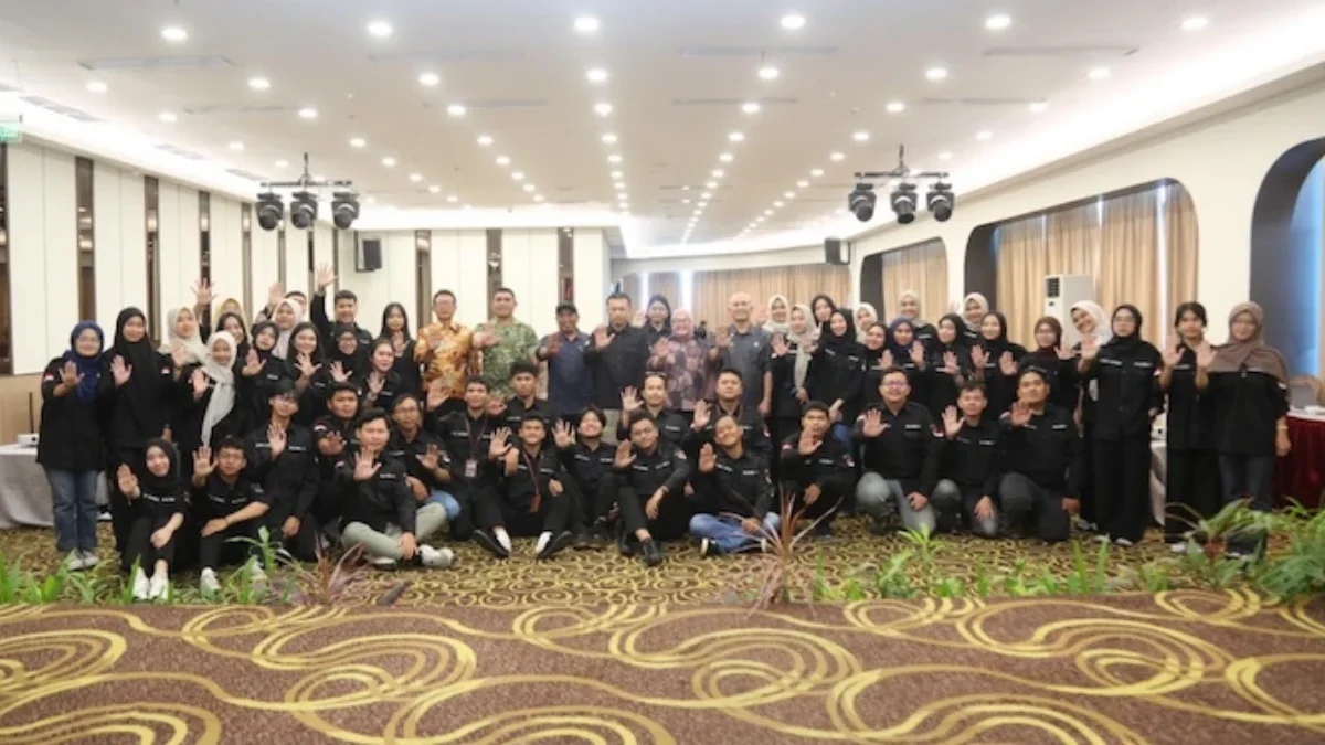BNPT Perkuat Ketahanan Digital dan Kearifan Lokal melalui Regenerasi Duta Damai di Sumatera Utara BNPT regenerasi pengukuhan kader muda medan
