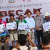 Ratusan tukang becak di Kabupaten Cirebon kembali mendapatkan bantuan becak listrik