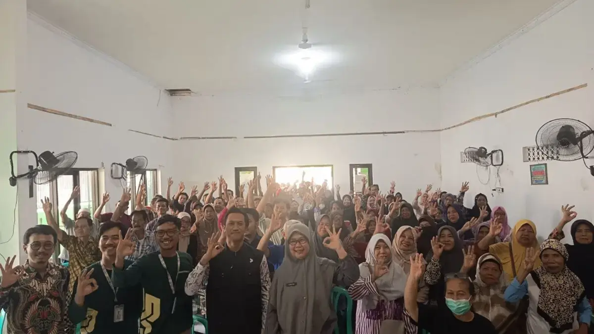 Kegiatan sosialisasi Program Bedah Rumah Merah Putih