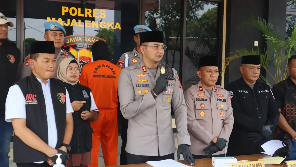 Konferensi pers pengungkapan kasus pencurian kendaraan bermotor di Mako Polres Majalengka