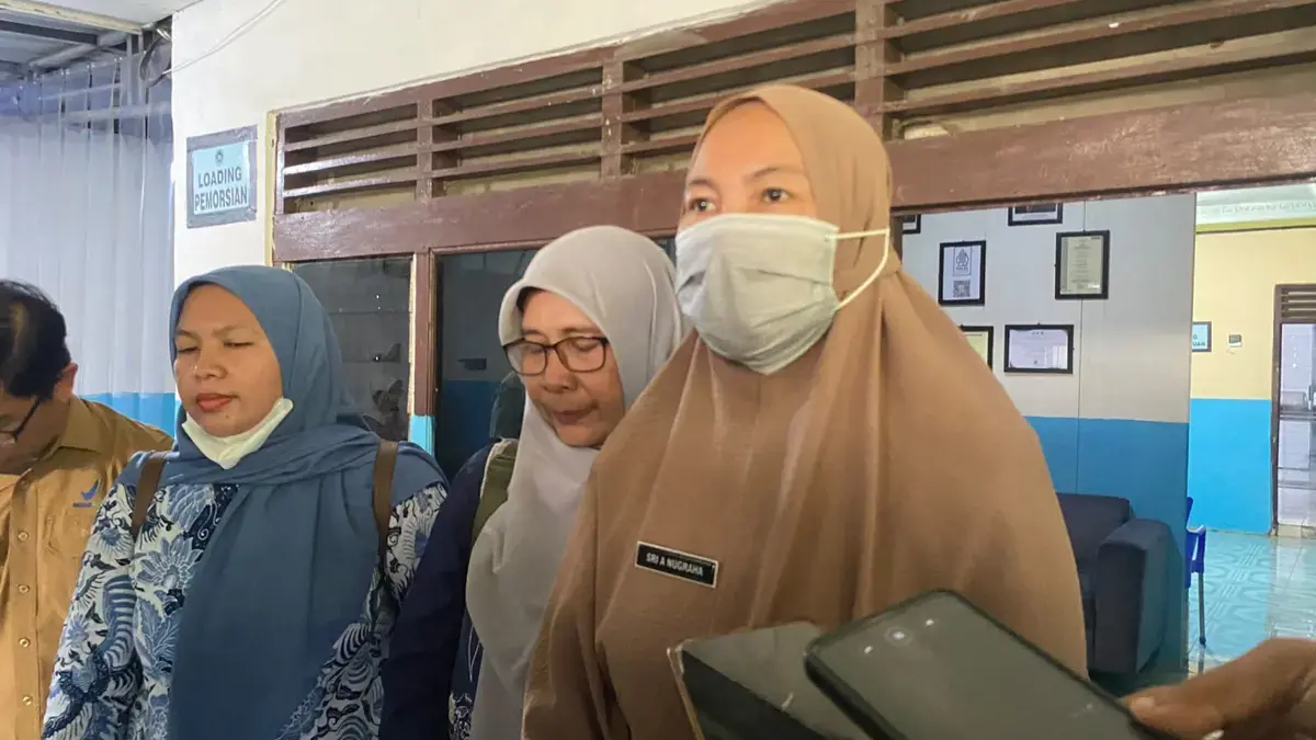 Hasil Investigasi Dinkes usai Keracunan MBG di SPPG Kerticala 2, Diduga karena Ayam Tepung Kepala Bidang Kesmas Dinkes Indramayu, Sri Anugraeni menyampaikan keterangan hasil investigasi